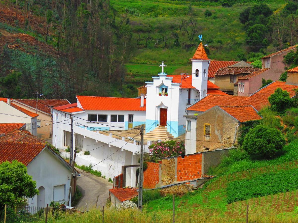 Casa Eira Do Povo 1 Pension Vale de Colmeias Buitenkant foto